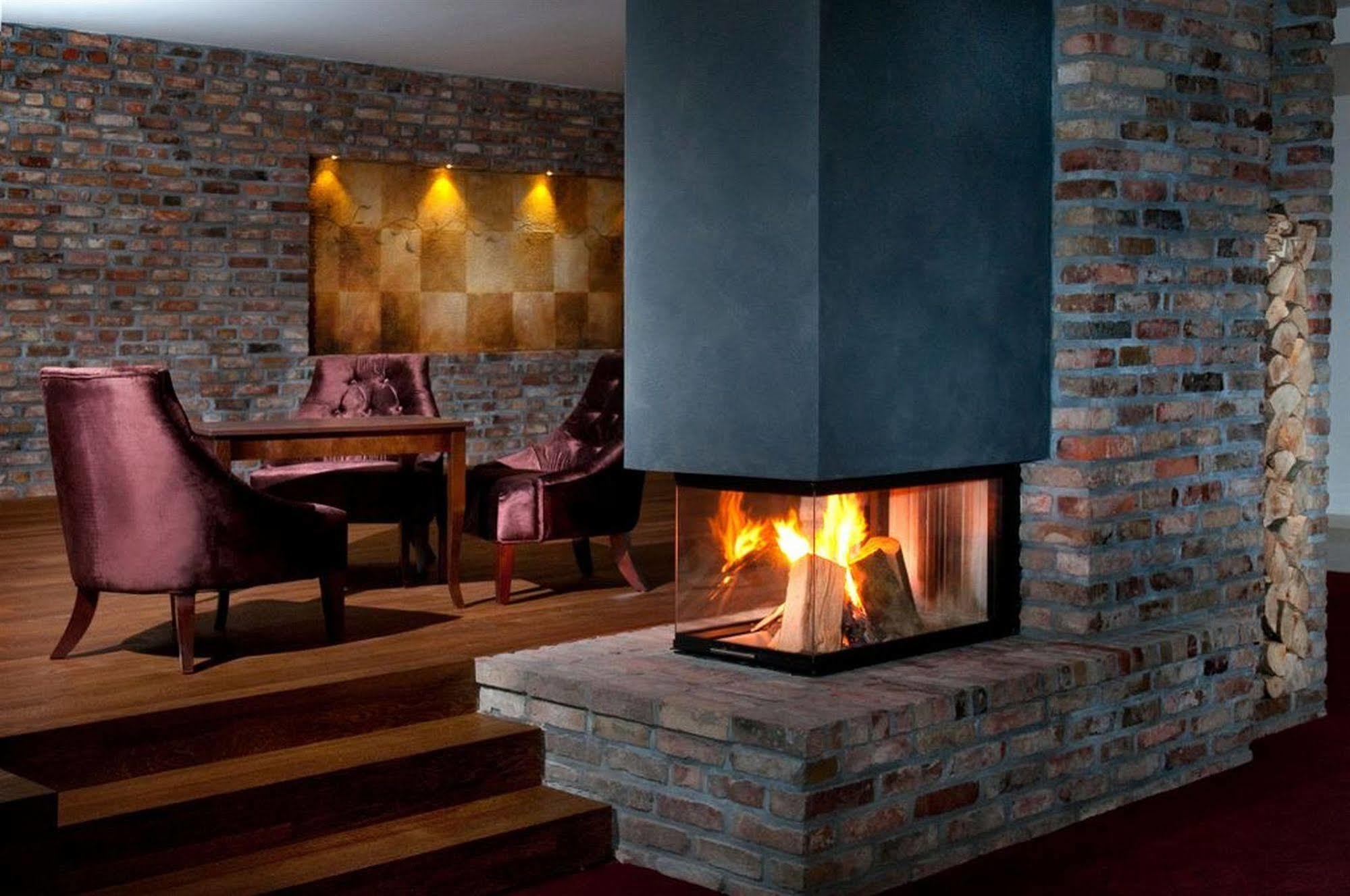 Hotel Remes Опалениця Екстер'єр фото
